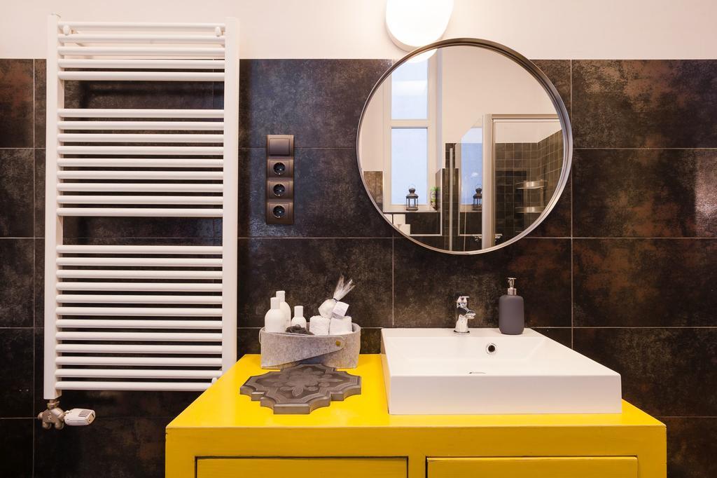 Cozy Loft At Opera Apartment Budapest Luaran gambar